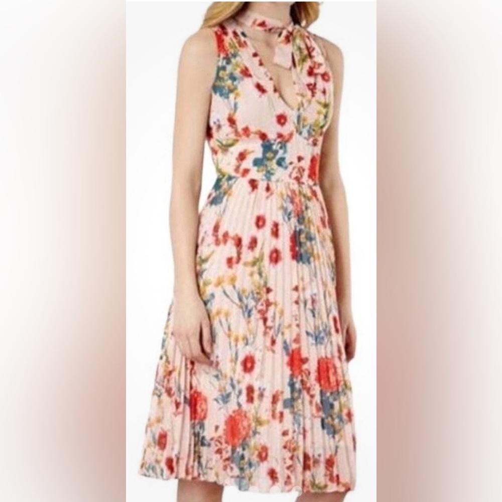 Karen Millen Pink Floral Pleated Dress Size US 8 UK 12 - Picture 9 of 9